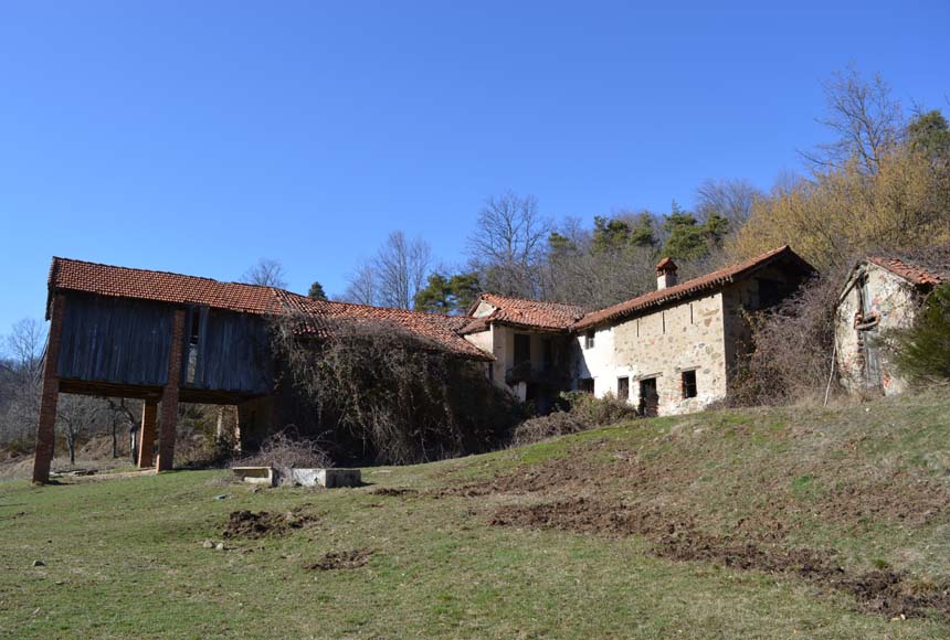 Casa Rustica in vendita a Cairo Montenotte, Ferrania