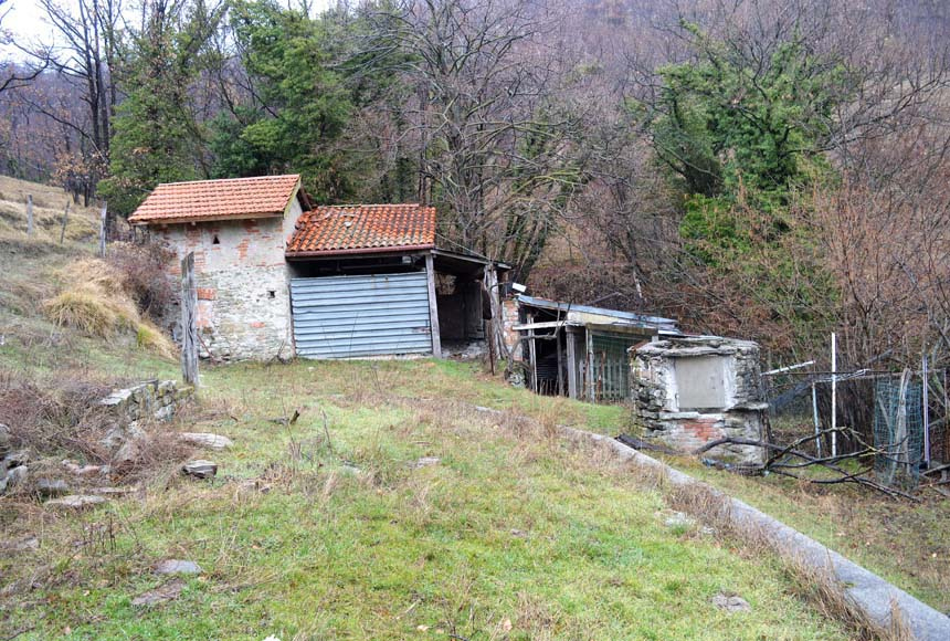 Cascinale / Podere in vendita a Cairo Montenotte