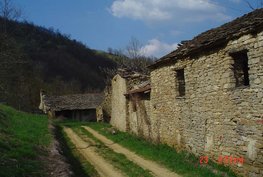 Casa Rustica in vendita a Mombarcaro
