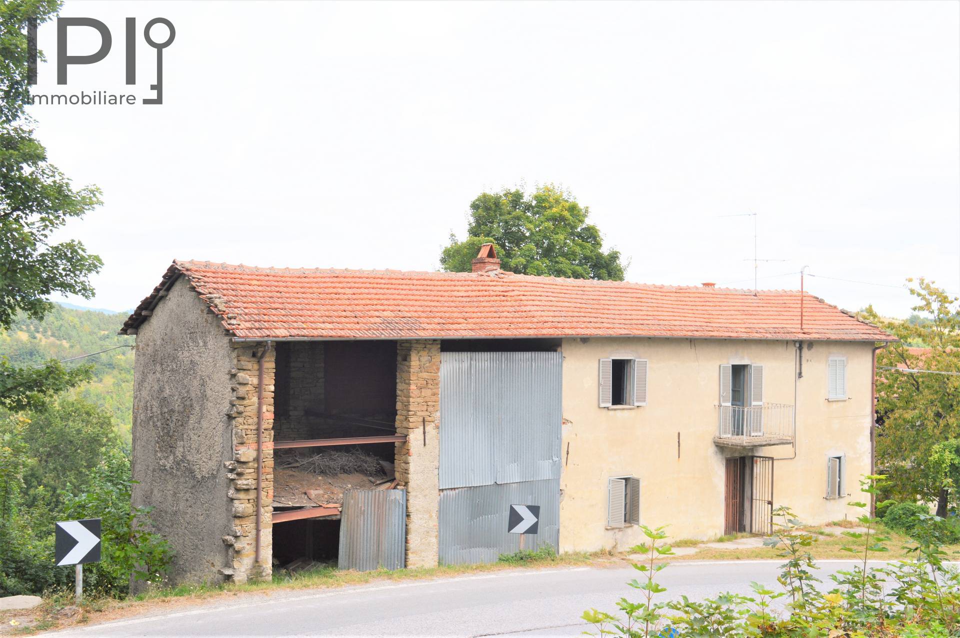 Casa Rustica in vendita a Mombarcaro