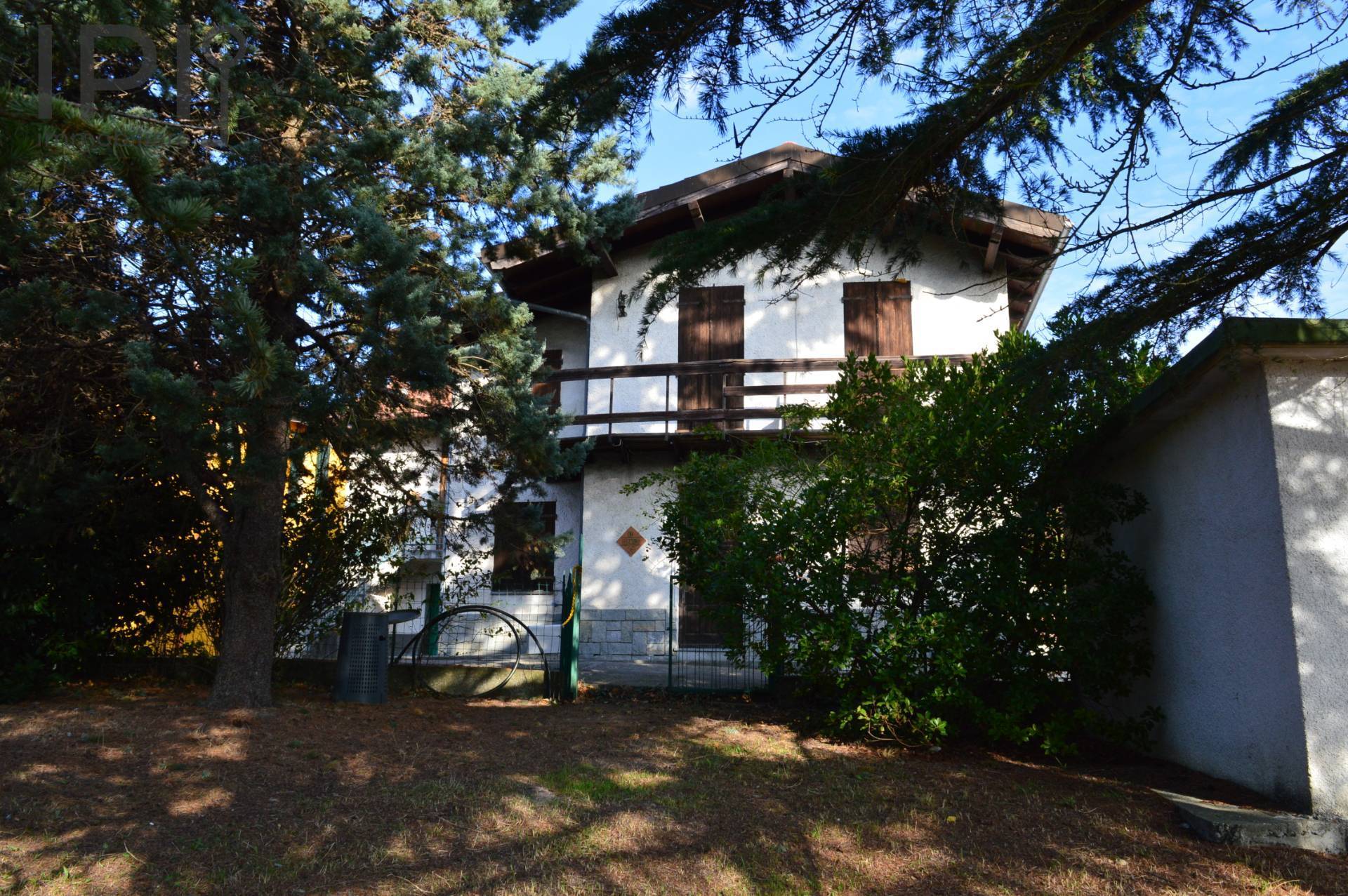 Casa in vendita a Piana Crixia, Villa