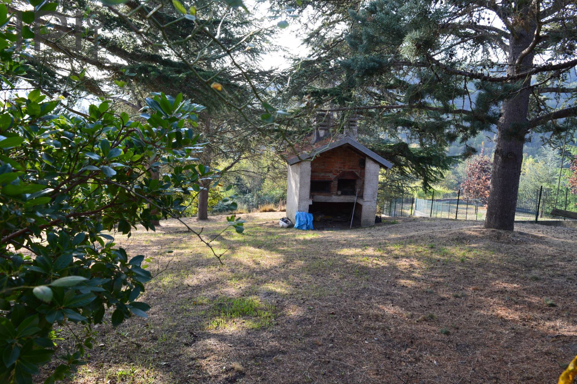 Casa in vendita a Piana Crixia, Villa