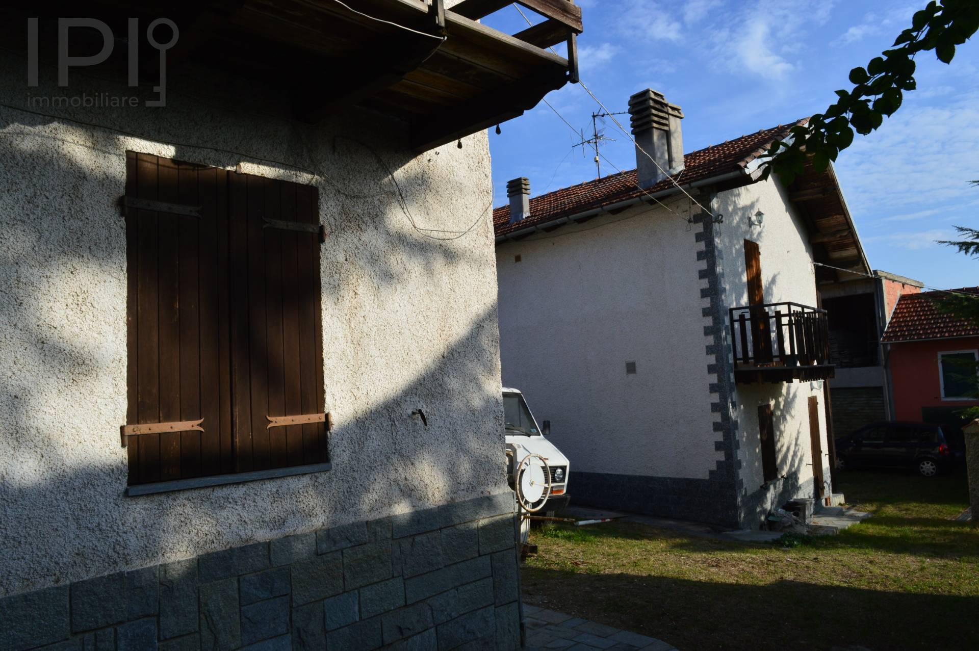 Casa in vendita a Piana Crixia, Villa