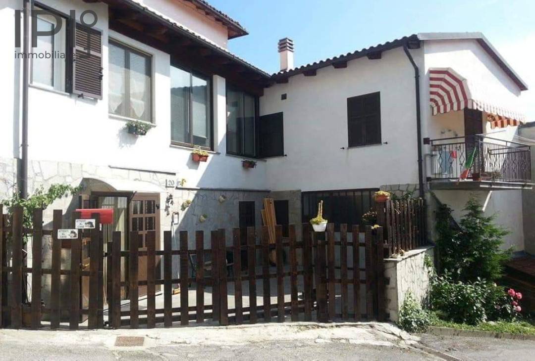 Casa - Semindipendente in vendita a Roccavignale