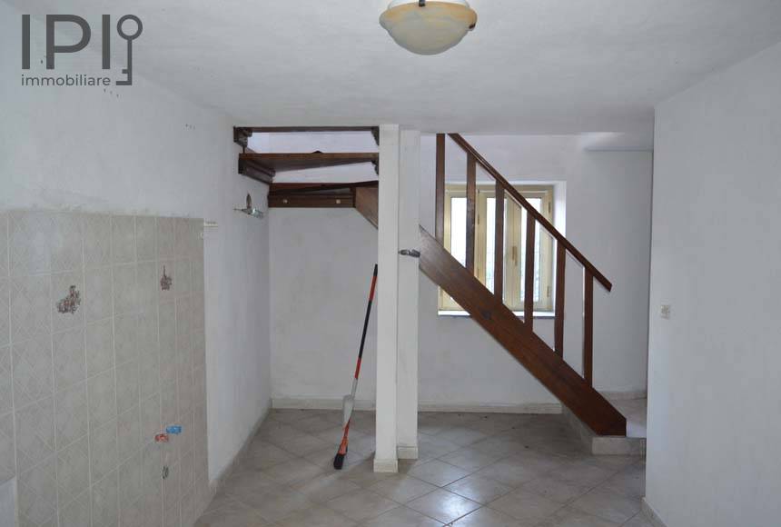 Casa - Semindipendente in vendita a Cengio, Brignoletta