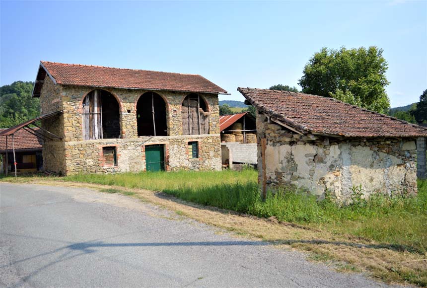 Casa - Semindipendente in vendita a Pareto