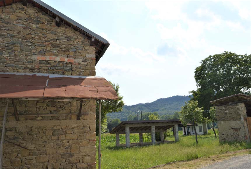 Casa - Semindipendente in vendita a Pareto