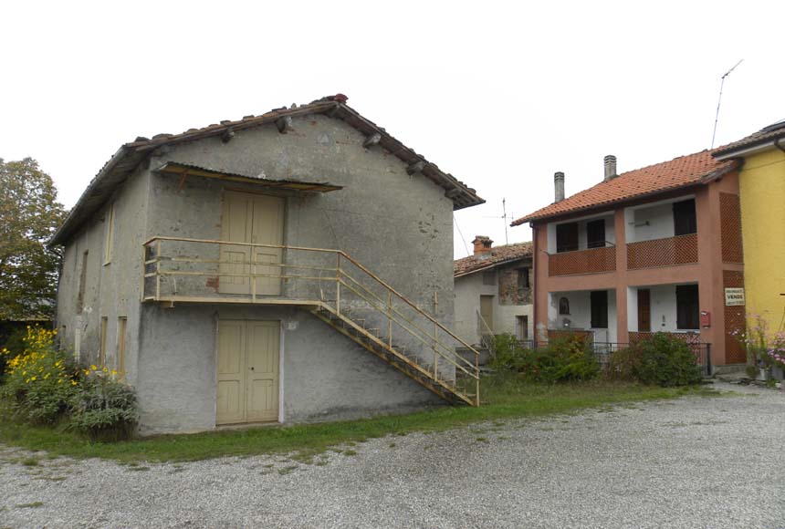 Casa - Semindipendente in vendita a Pareto