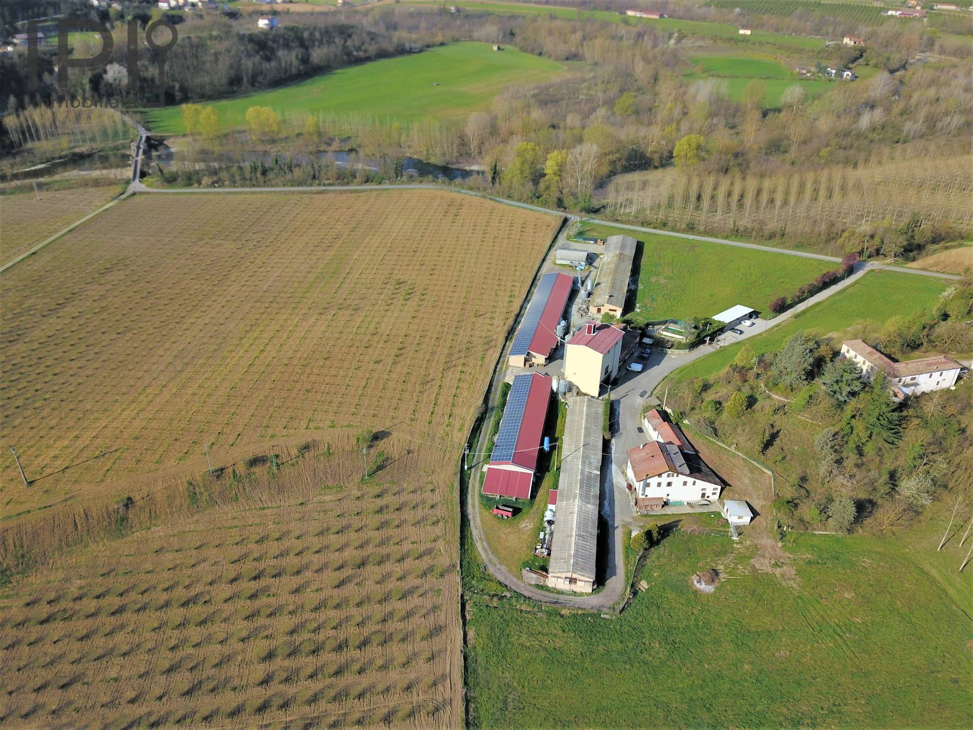 Capannone in vendita a Spigno Monferrato