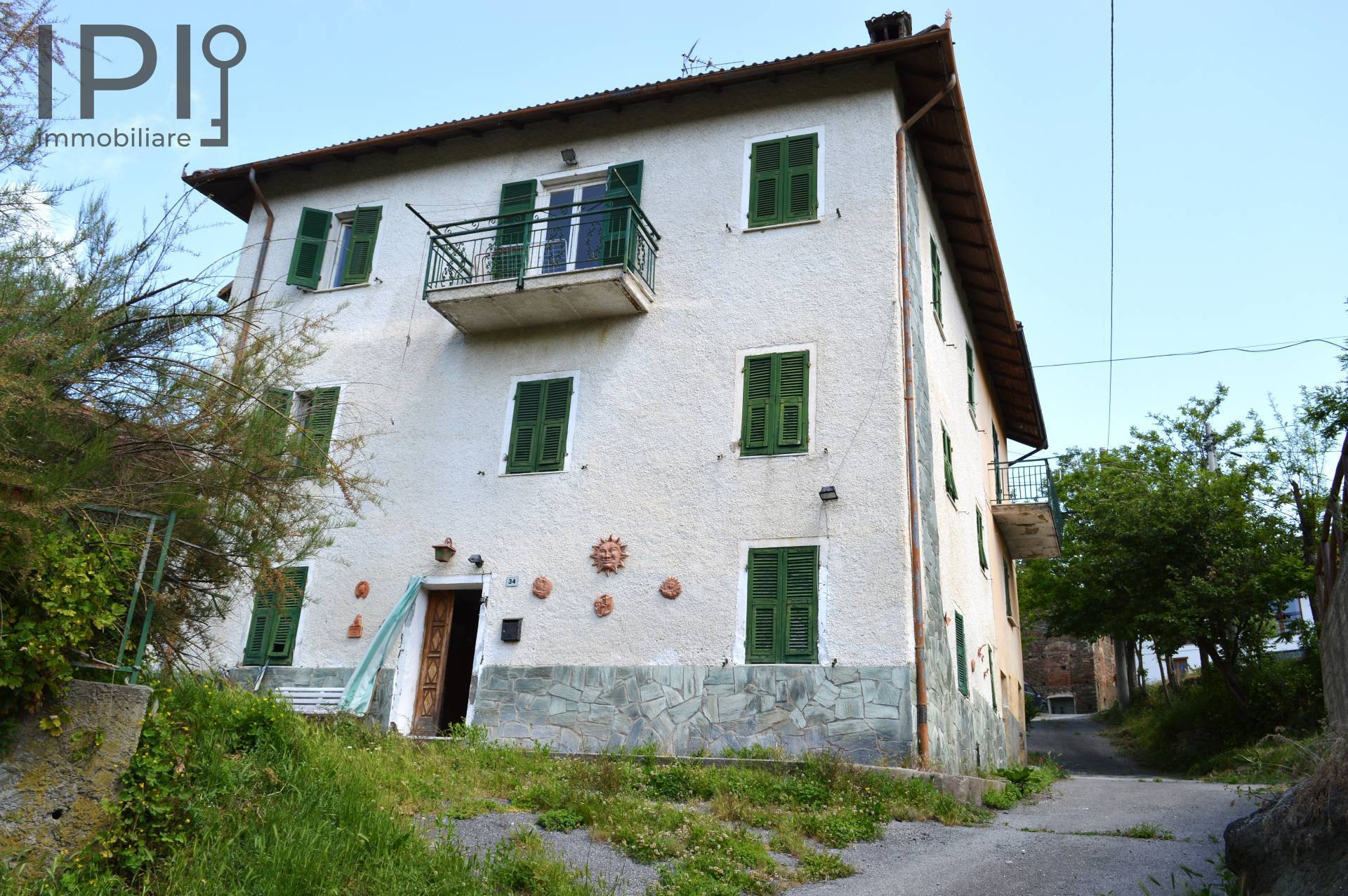 Casa in vendita a Mioglia, Dogli