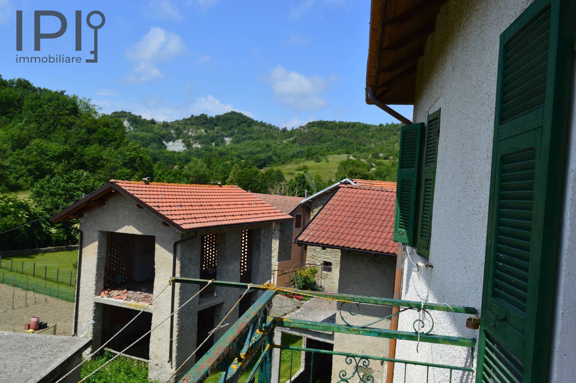 Casa in vendita a Mioglia, Dogli