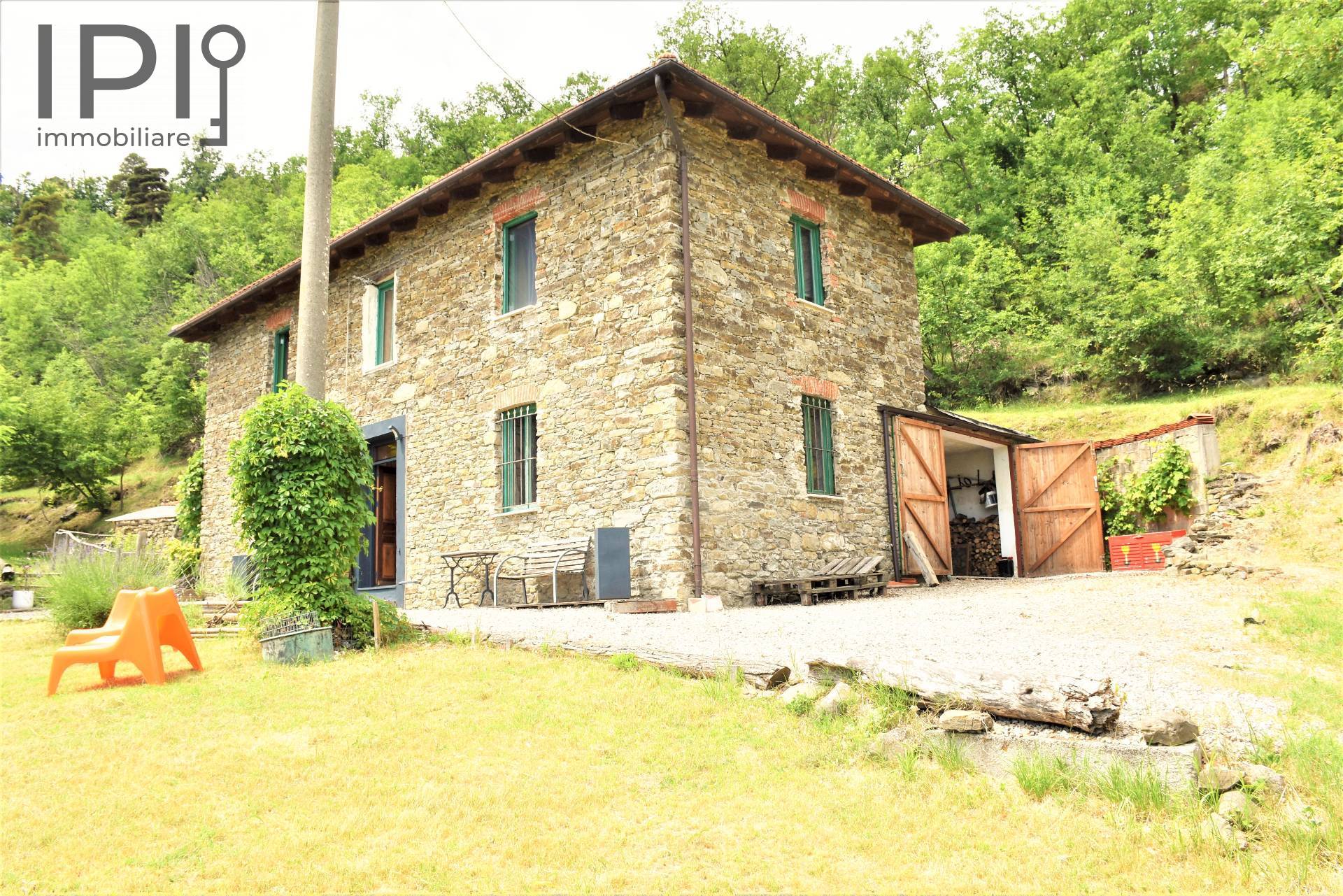 Villa / Villetta in vendita a Dego, Niosa