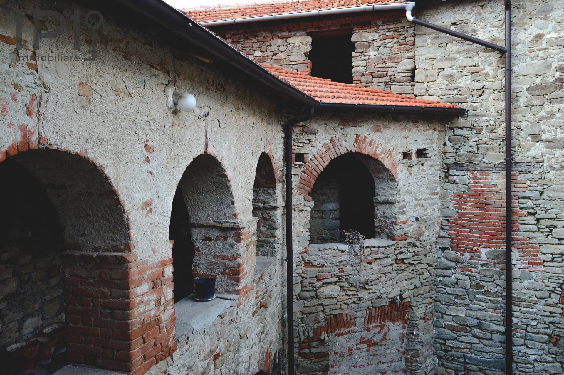 Cascinale / Podere in vendita a Dego, Noceto