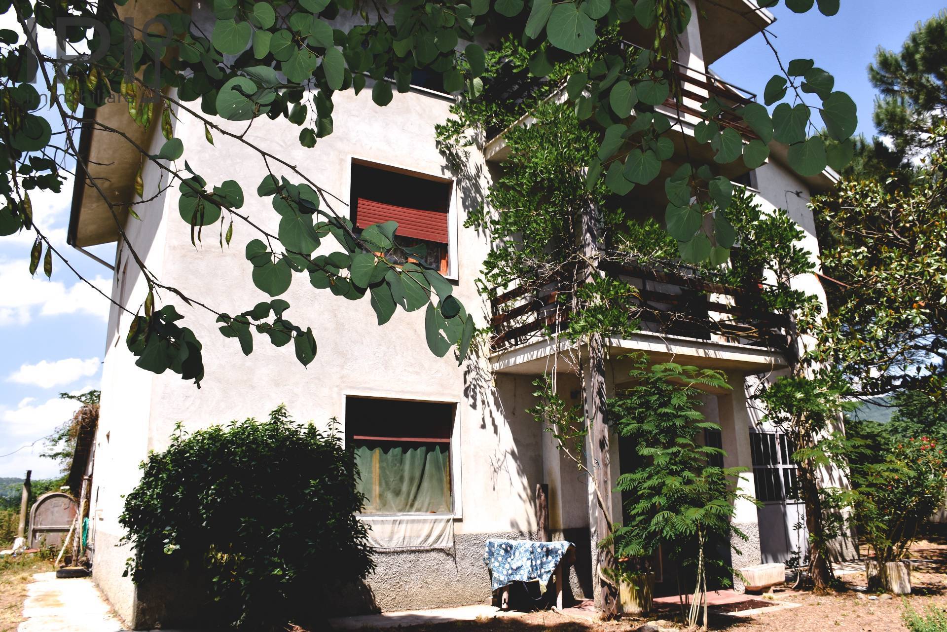 Villa / Villetta in vendita a Mombaldone