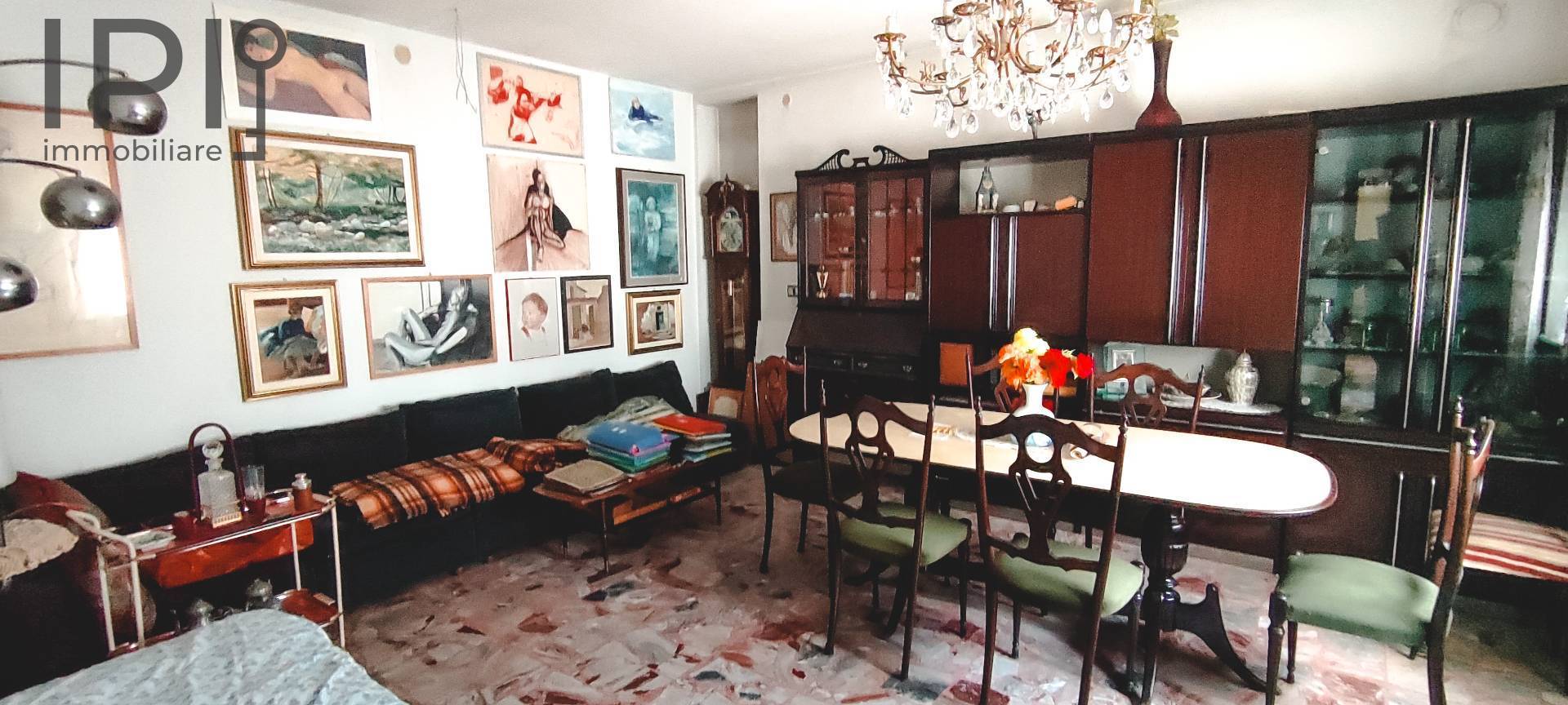 Villa / Villetta in vendita a Mombaldone