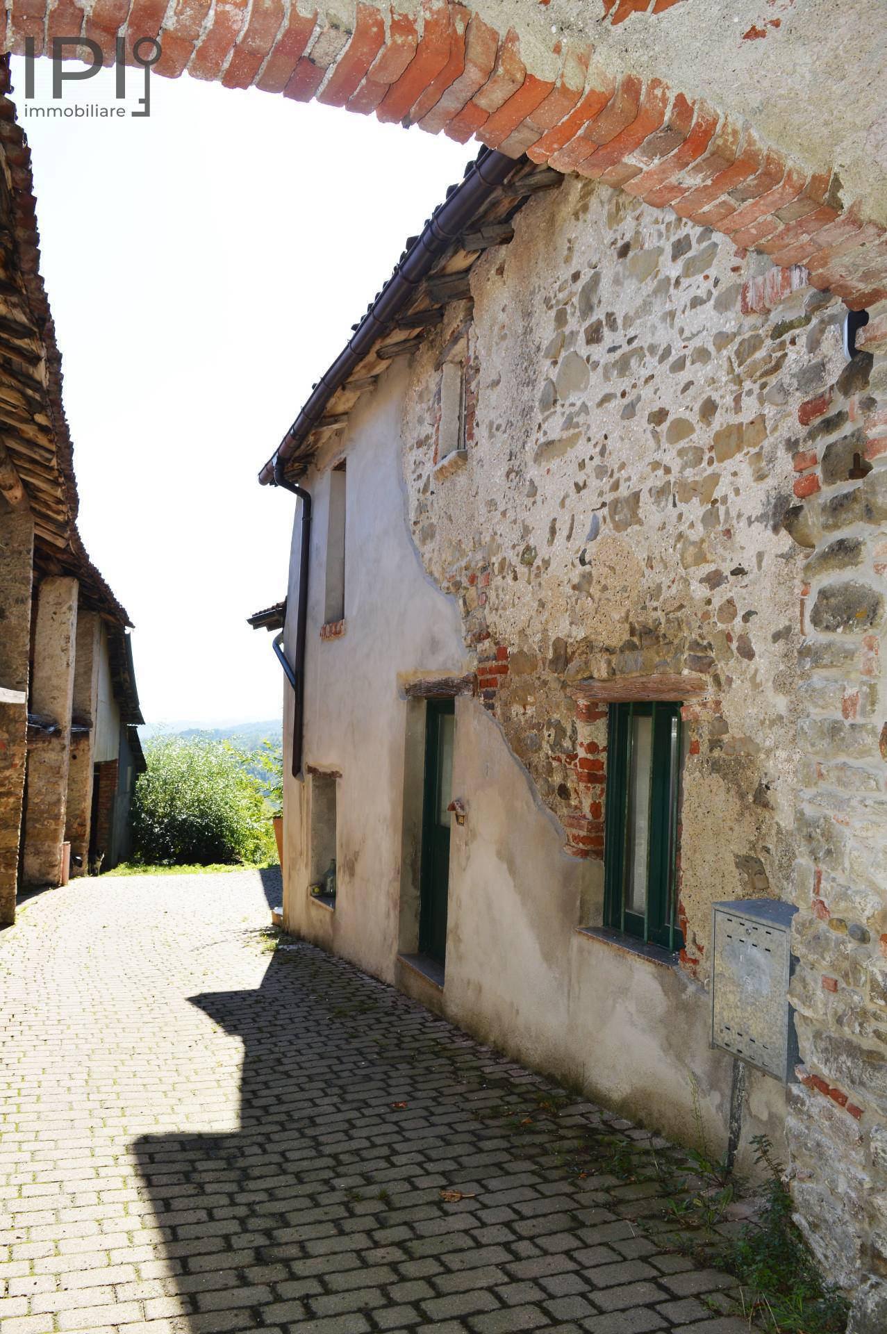 Casa Rustica - Semindipendente in vendita a Plodio, Plodio Alto