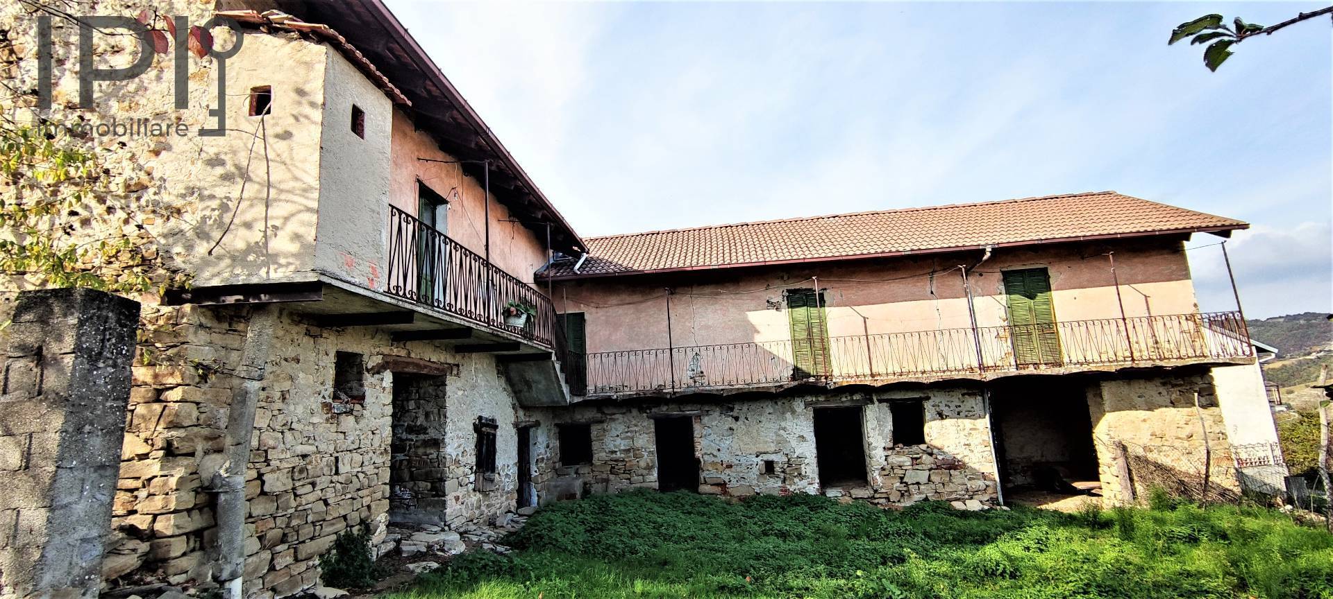 Casa Rustica in vendita a Roccaverano