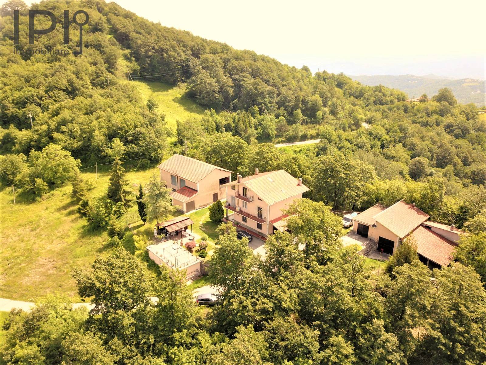 Villa Padronale in vendita a Cairo Montenotte, Monti