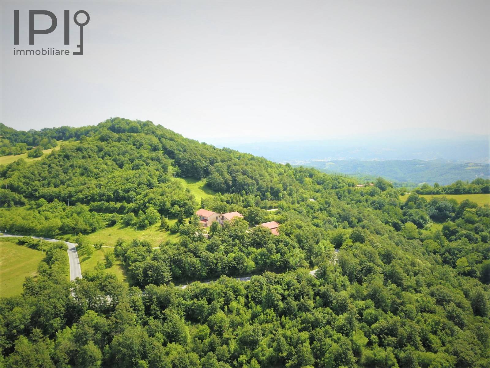 Villa Padronale in vendita a Cairo Montenotte, Monti