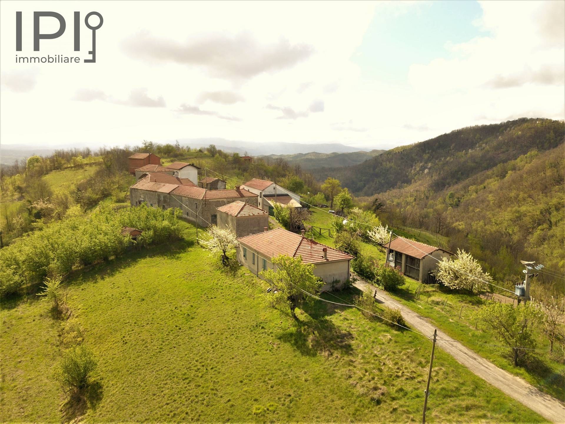 Casa Rustica in vendita a Piana Crixia, San Massimo