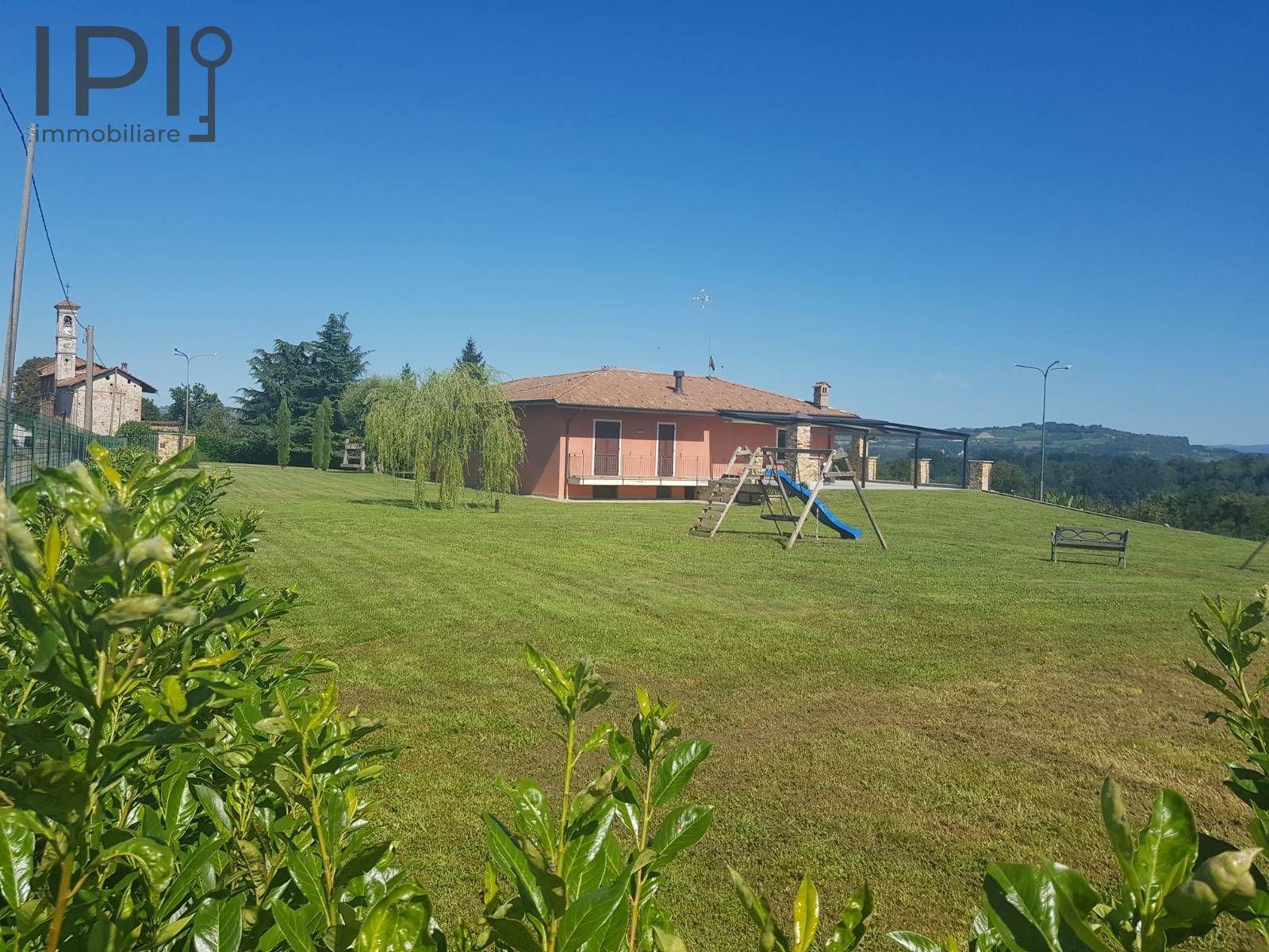 Villa / Villetta in vendita a Carr