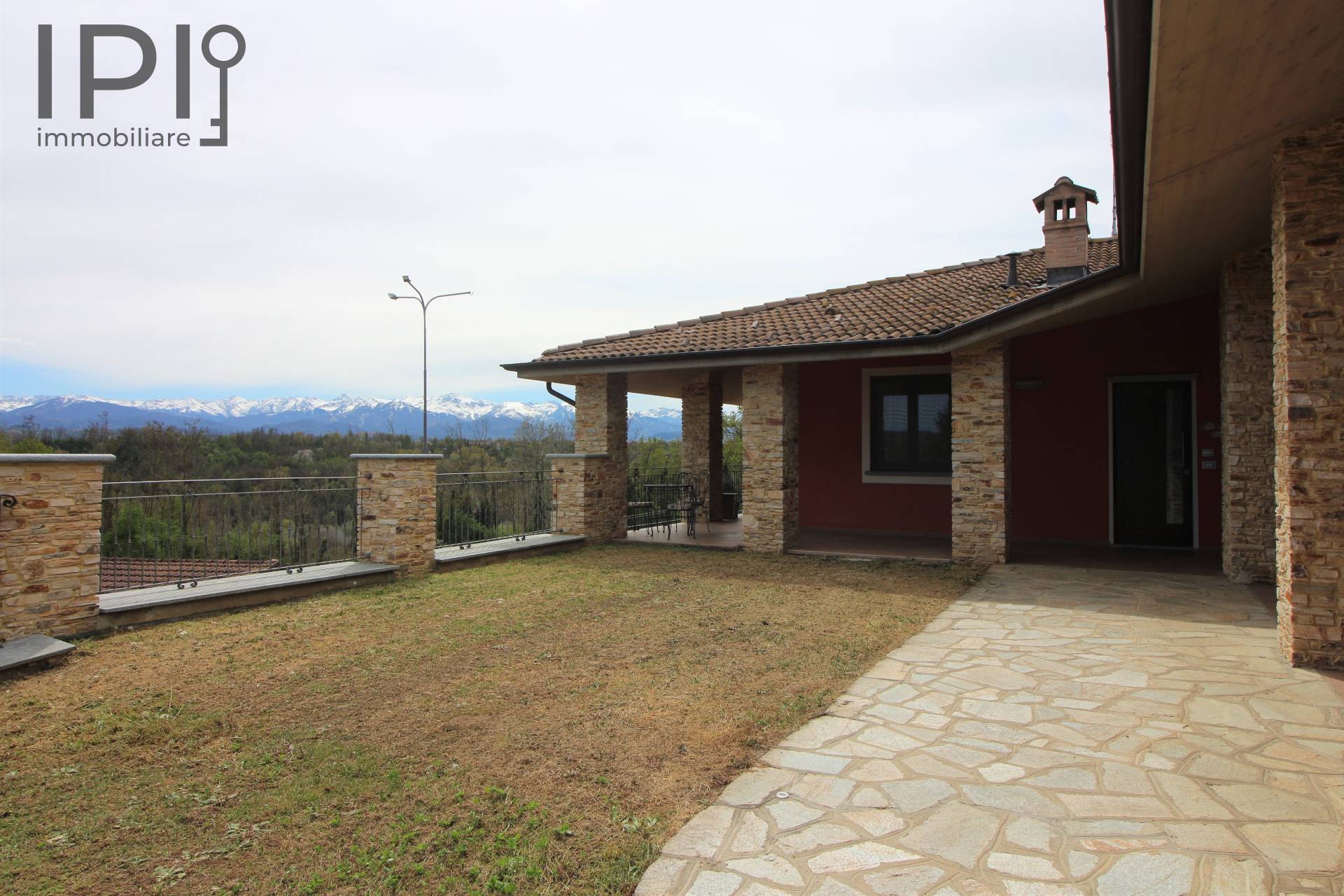 Villa / Villetta in vendita a Carr