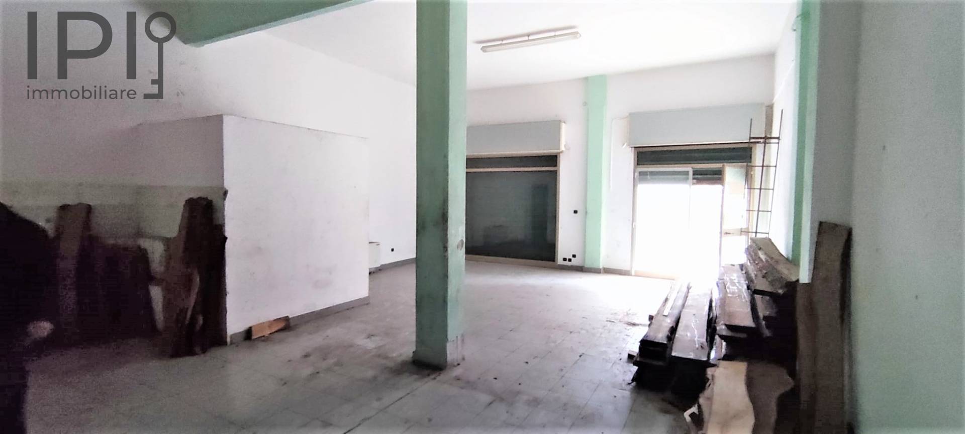 Locale Commerciale / Negozio in vendita a Cairo Montenotte