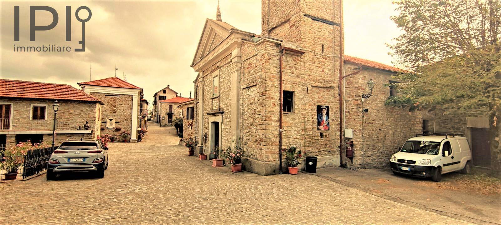 Casa - Semindipendente in vendita a Bergolo