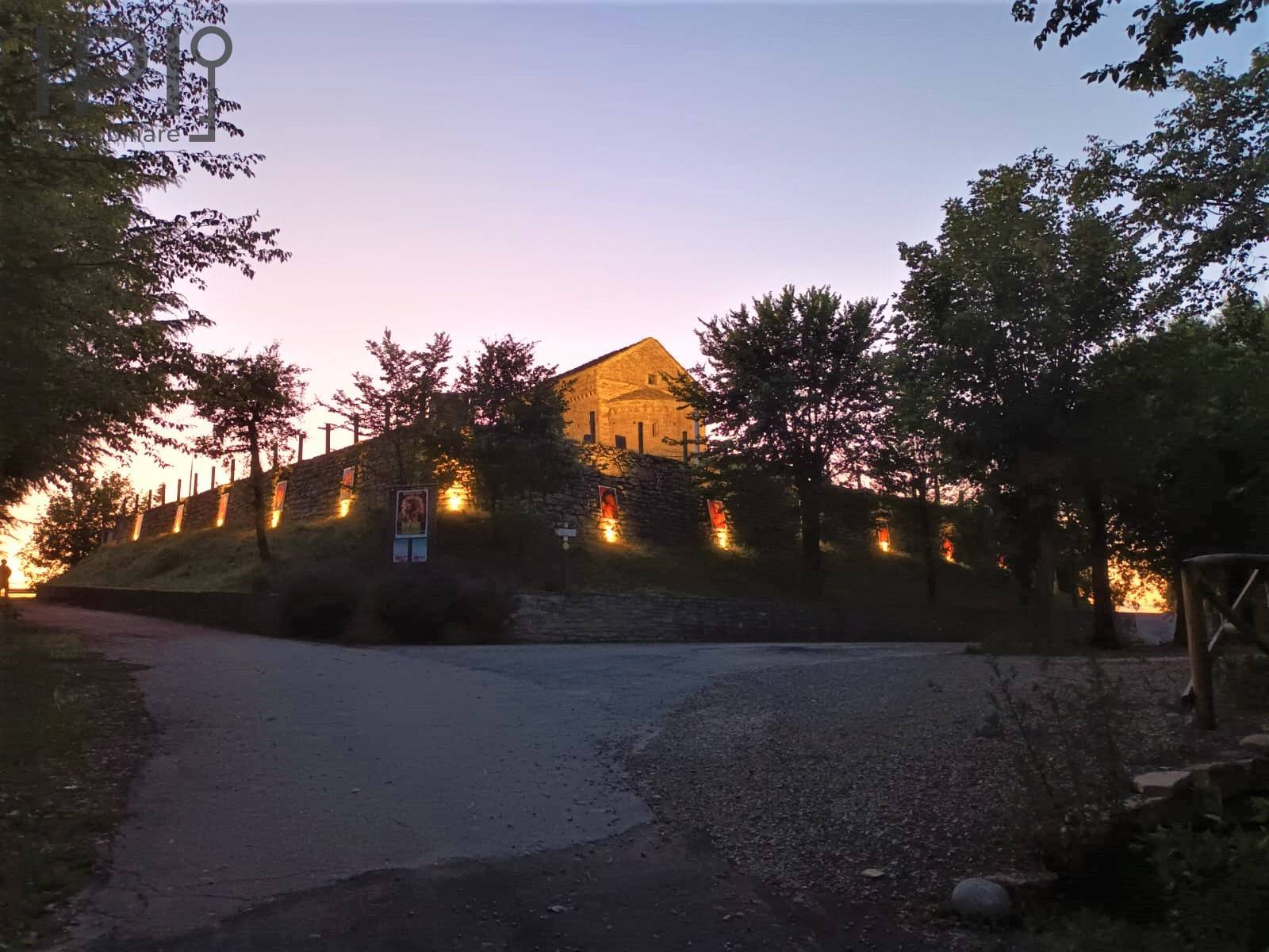 Casa - Semindipendente in vendita a Bergolo