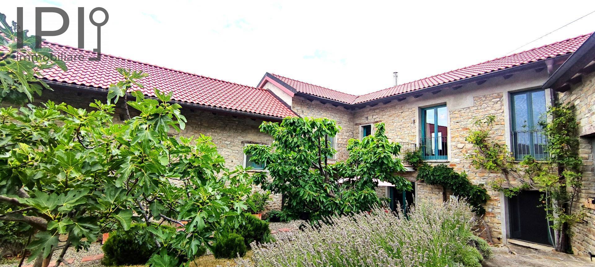 Villa Padronale in vendita a Roccaverano, San Gerolamo