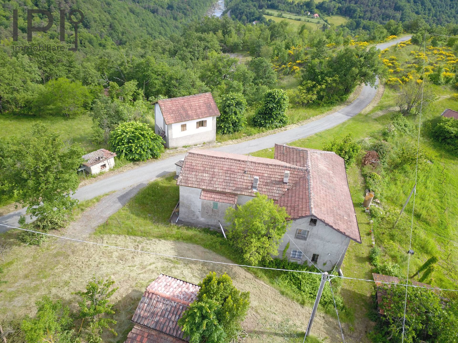 Casa in vendita a Ponzone