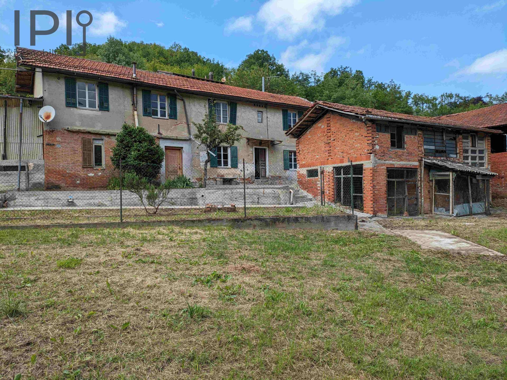 Casa Rustica in vendita a Cairo Montenotte