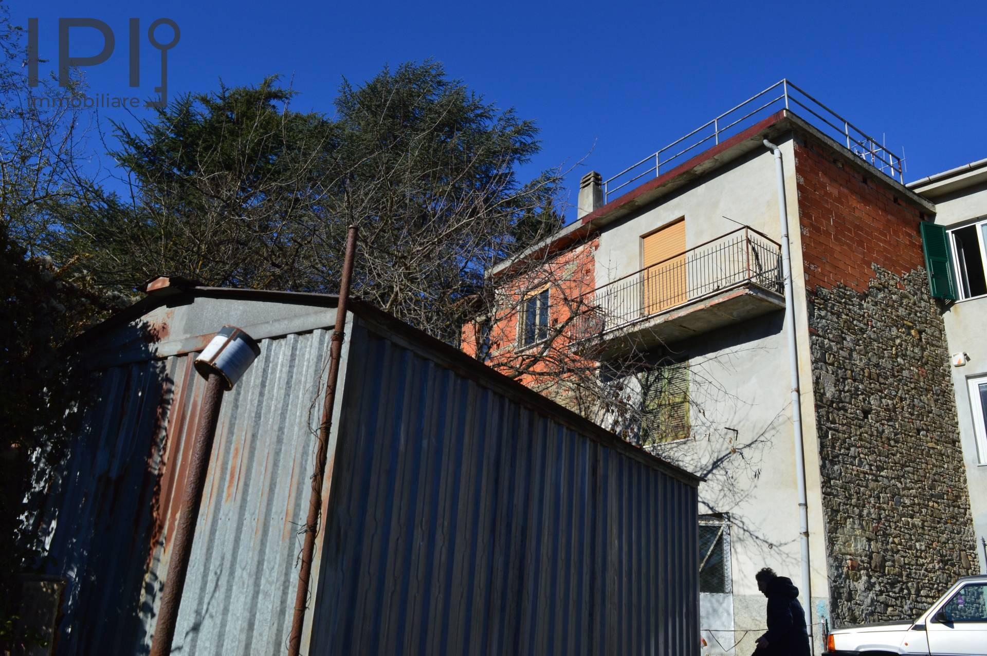 Casa - Semindipendente in vendita a Cairo Montenotte, Rocchetta