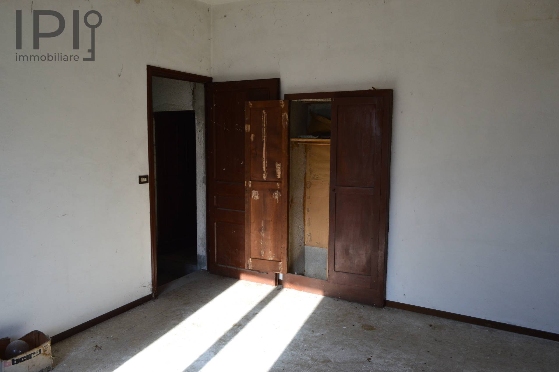 Casa - Semindipendente in vendita a Cairo Montenotte, Rocchetta