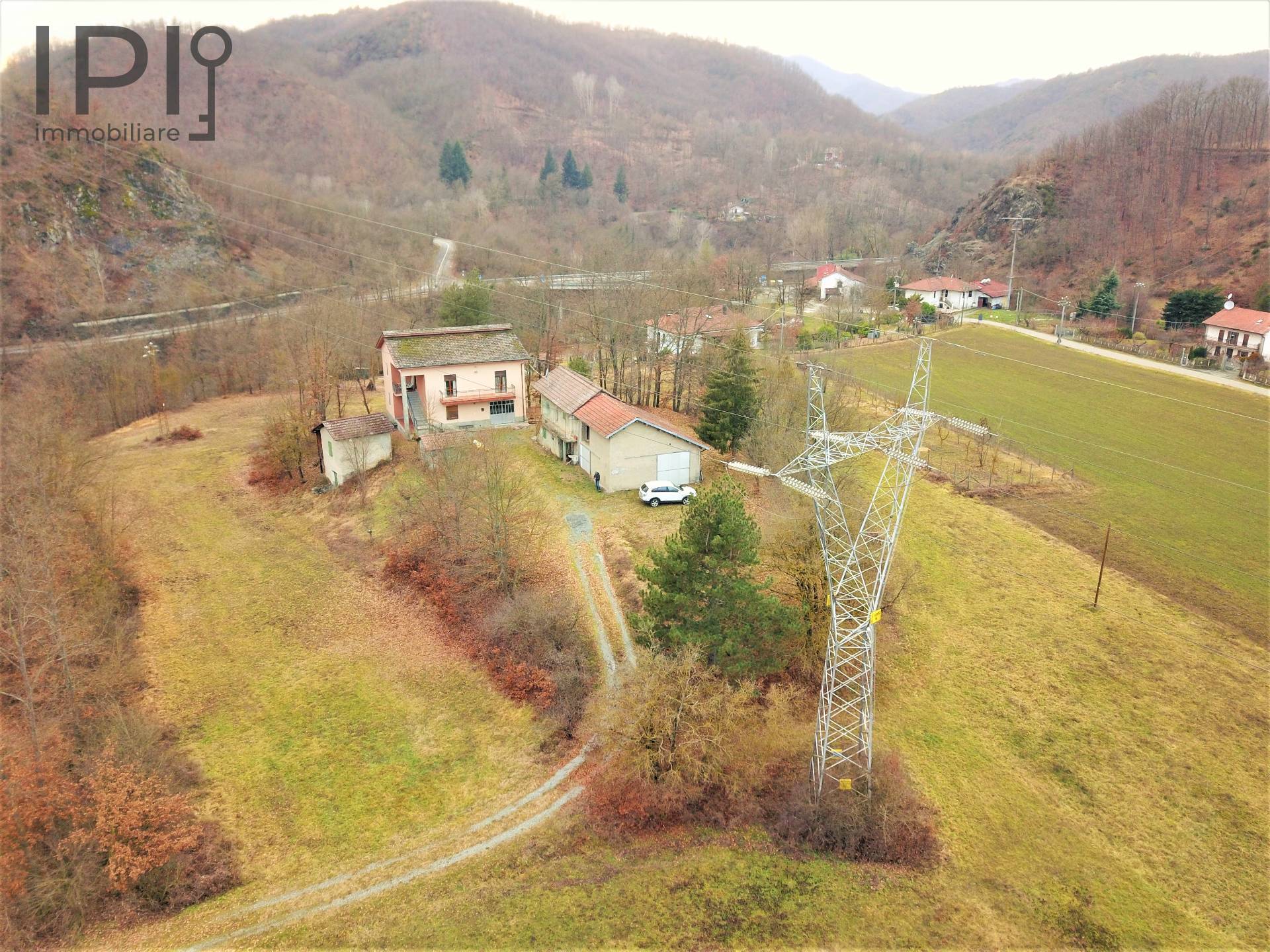 Cascinale / Podere in vendita a Cartosio, Ponte