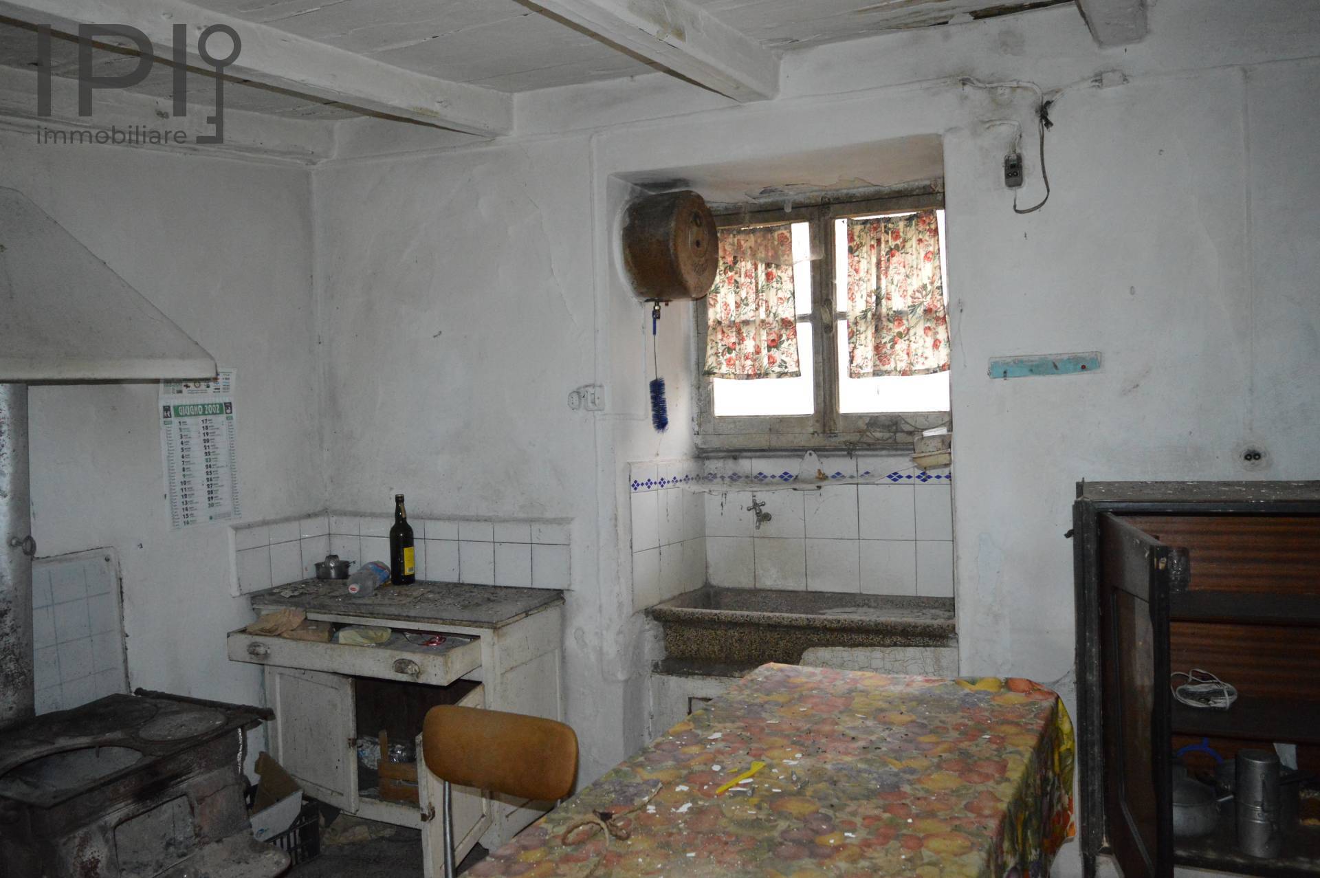 Cascinale / Podere - Semindipendente in vendita a Saliceto