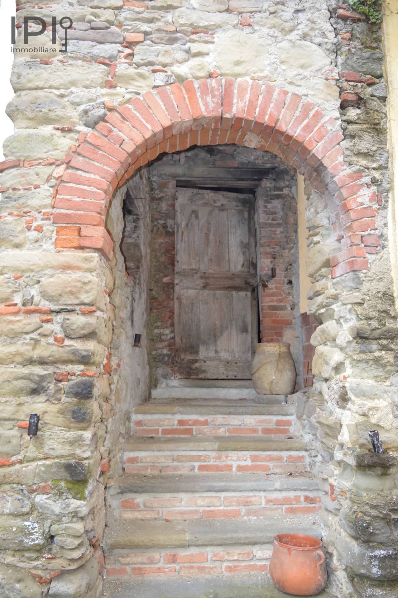 Casa - Semindipendente in vendita a Roccavignale, Strada