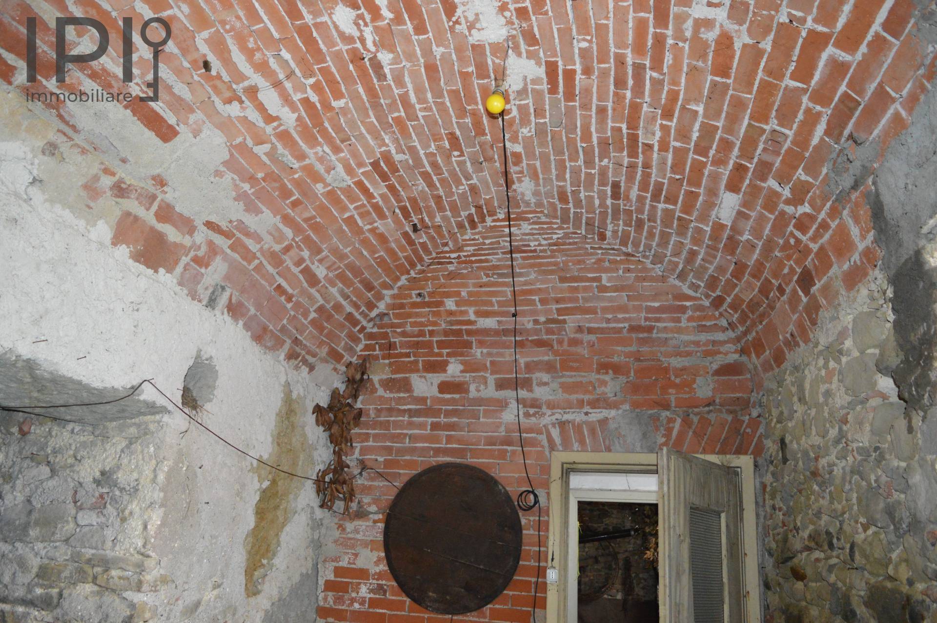 Casa - Semindipendente in vendita a Roccavignale, Strada