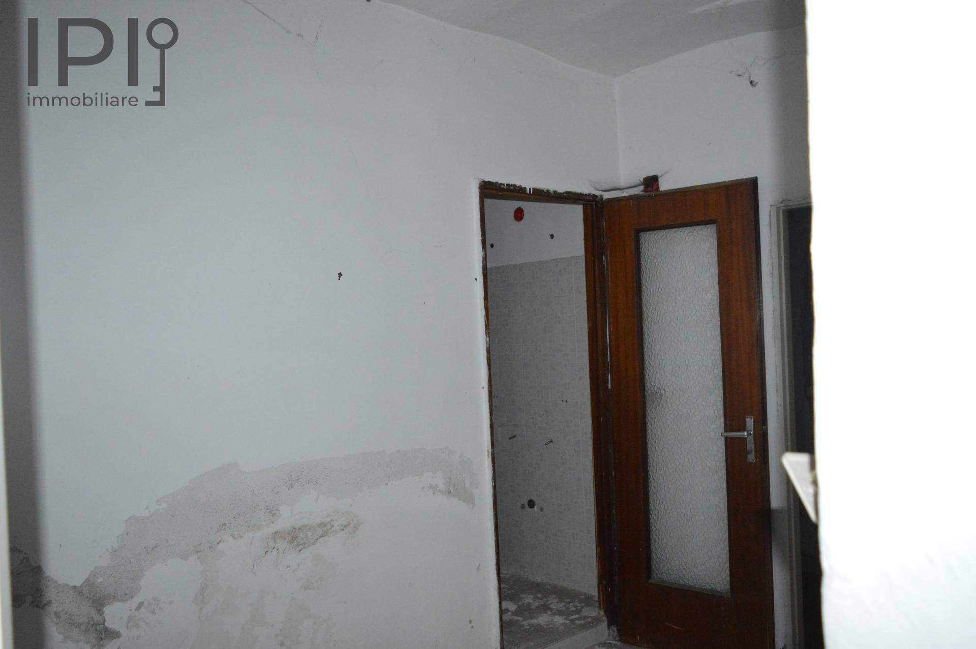 Casa - Semindipendente in vendita a Roccavignale, Strada