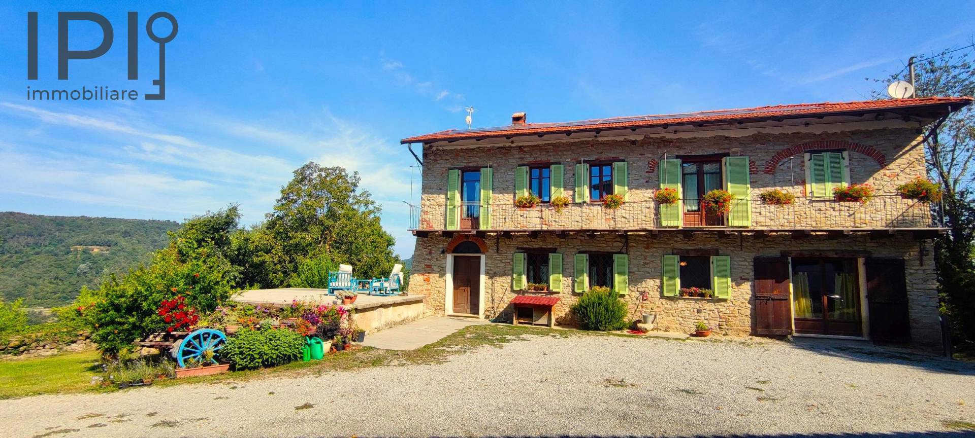 Cascinale / Podere in vendita a Bosia