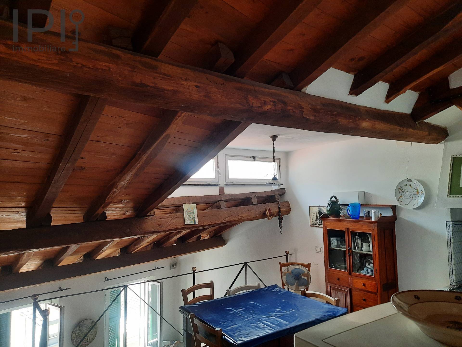 Appartamento in vendita a Savona, Centro