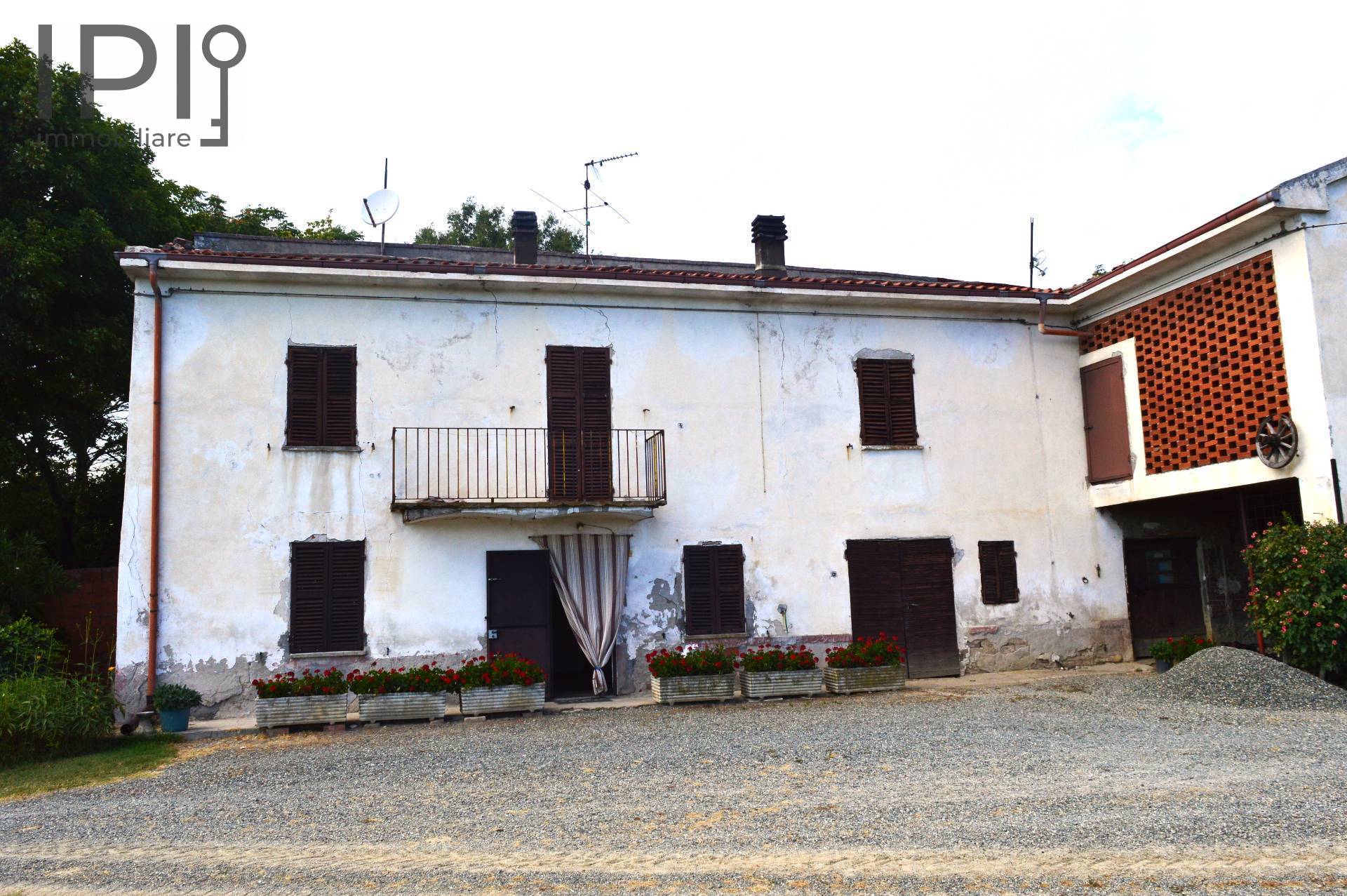 Cascinale / Podere in vendita a Quaranti