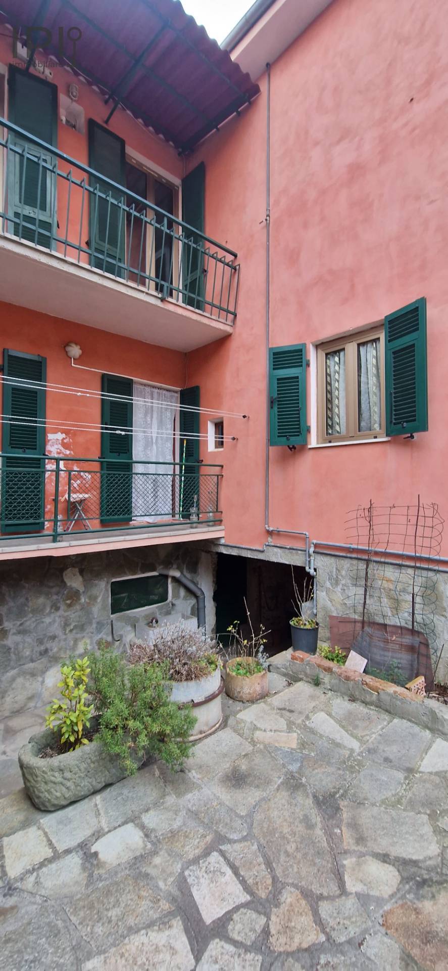 Casa - Semindipendente in vendita a Cairo Montenotte, Rocchetta