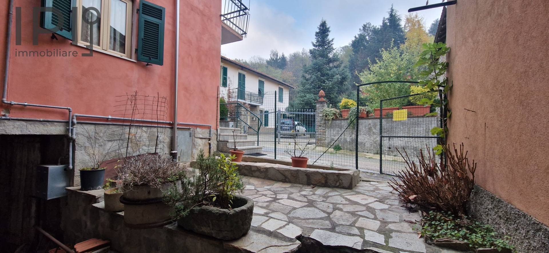 Casa - Semindipendente in vendita a Cairo Montenotte, Rocchetta