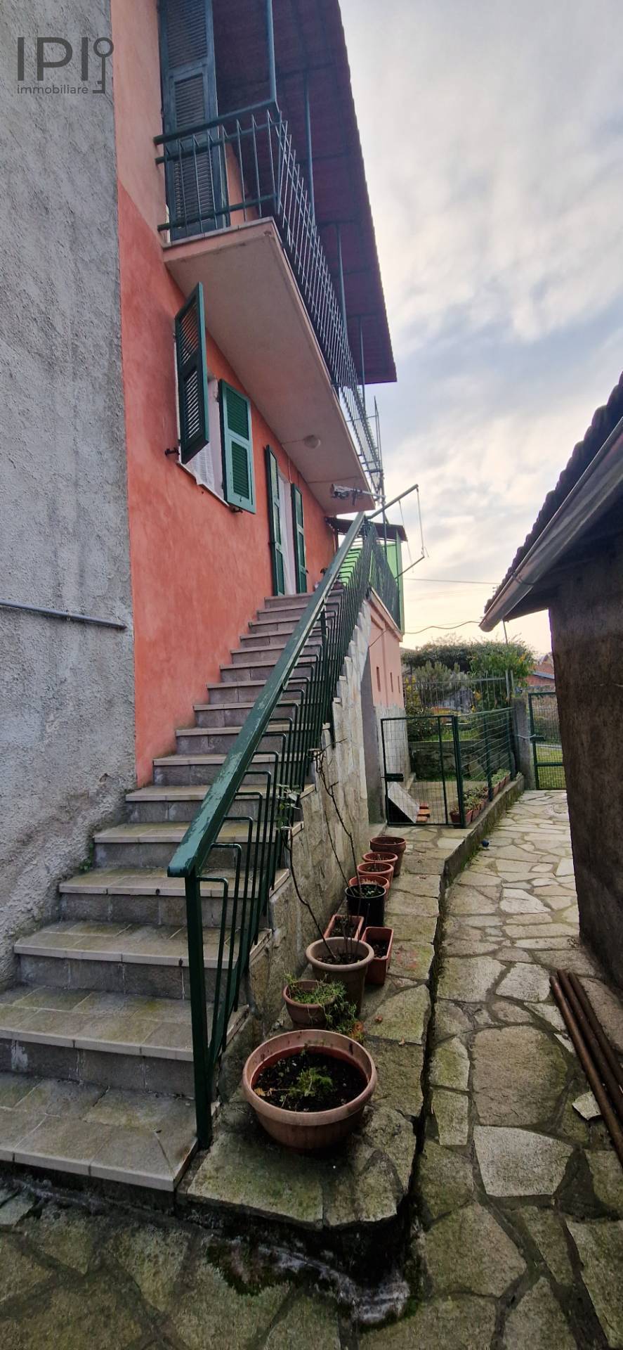Casa - Semindipendente in vendita a Cairo Montenotte, Rocchetta