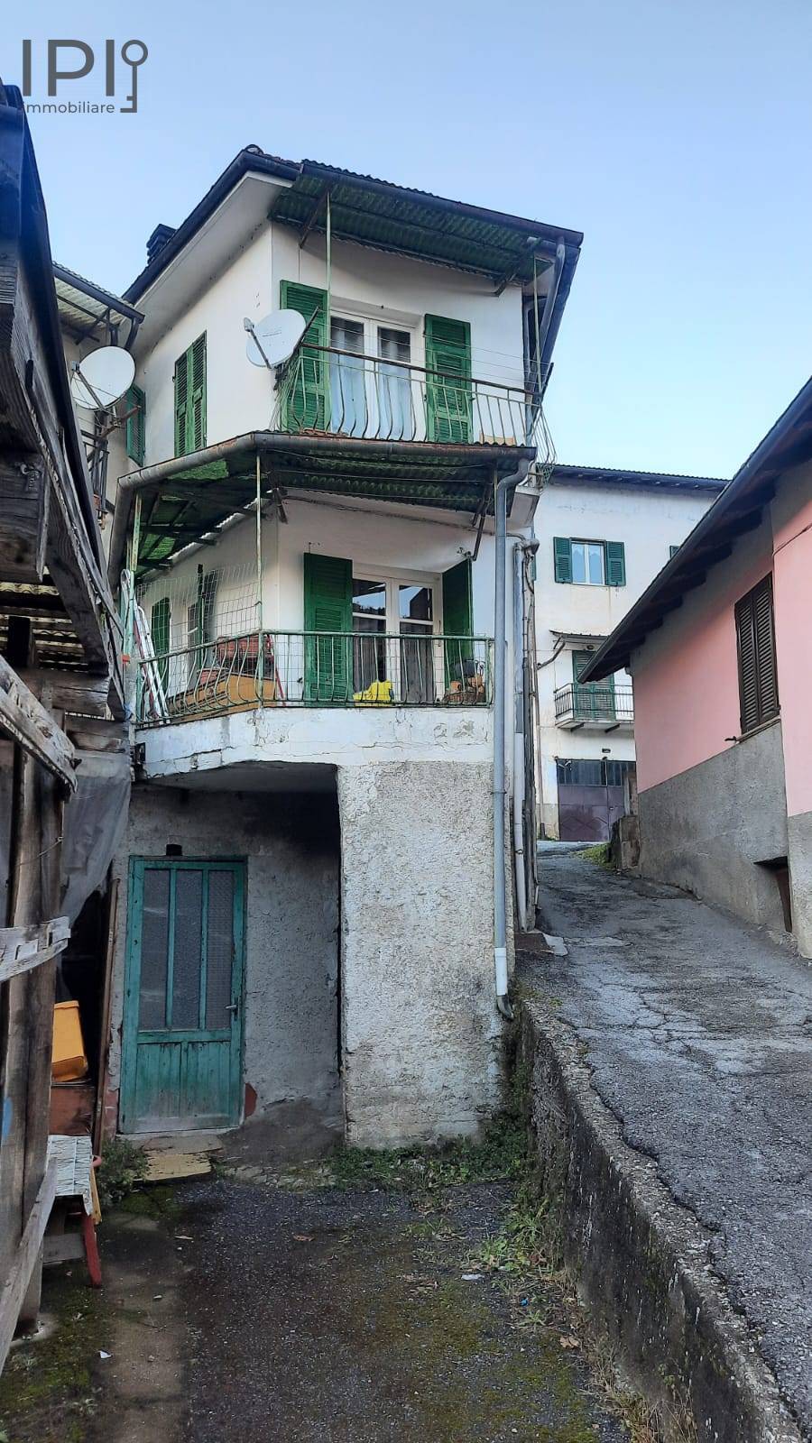 Appartamento in vendita a Murialdo, Piano