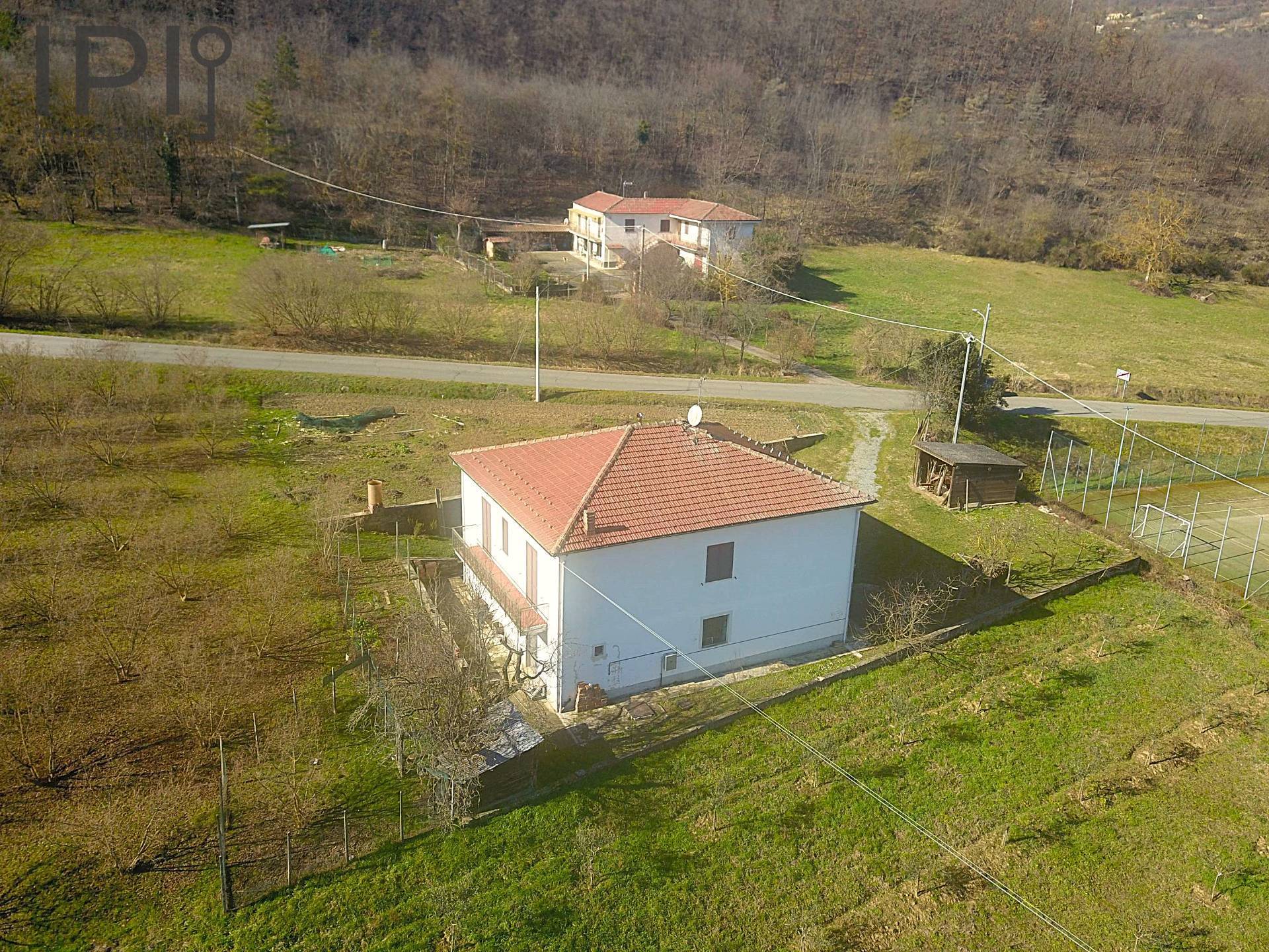 Villa / Villetta in vendita a Denice