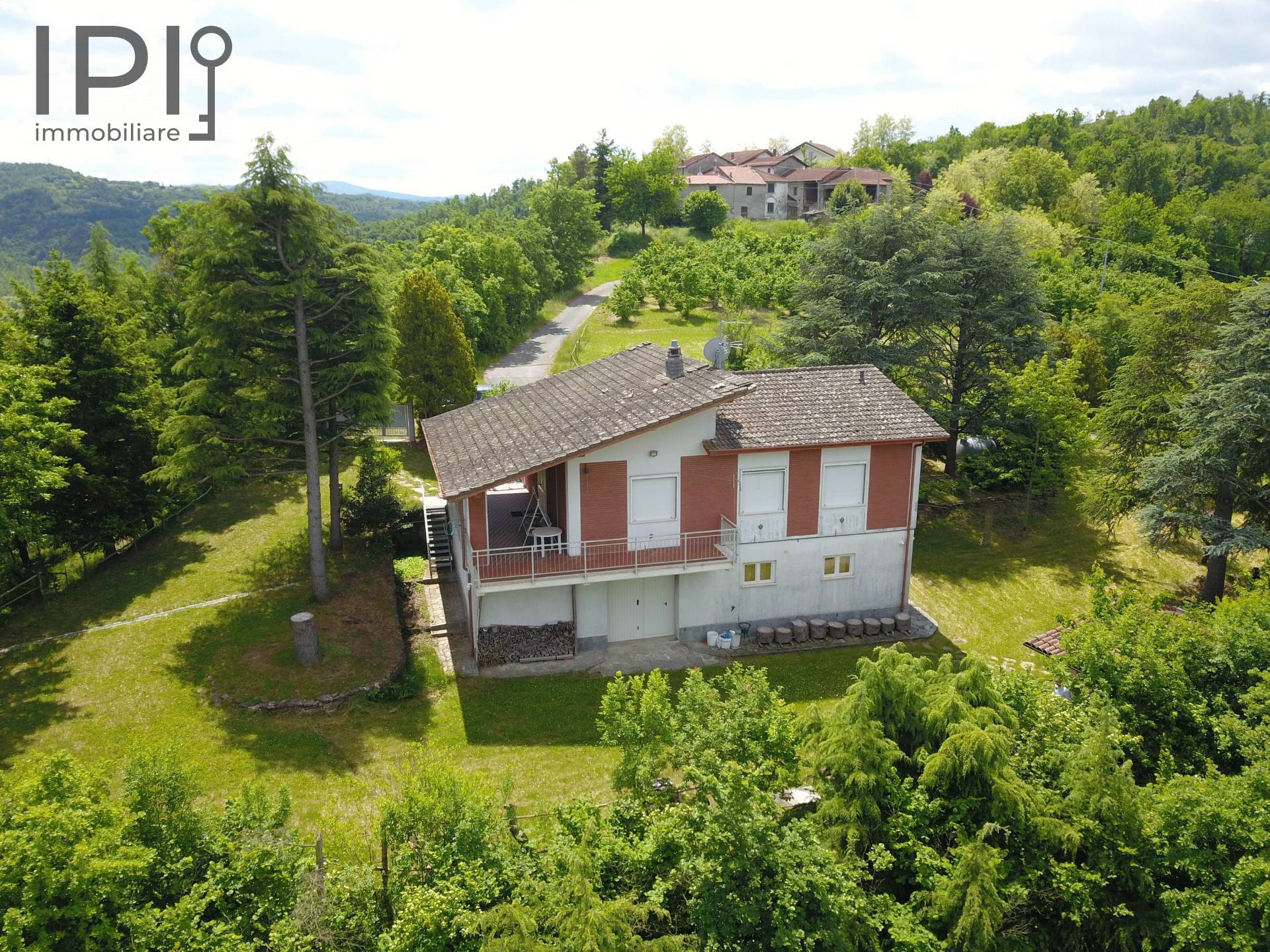 Villa / Villetta in vendita a Merana