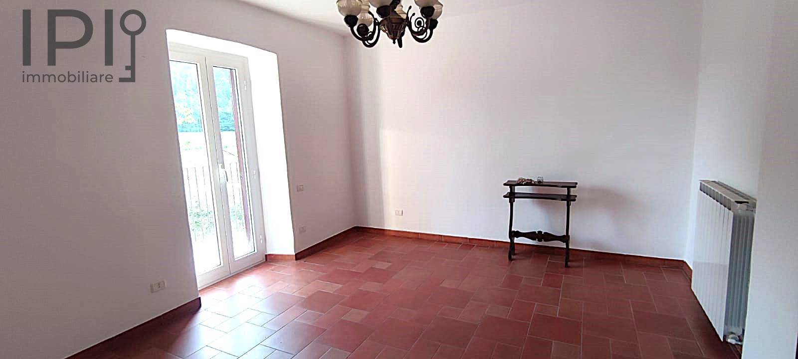 Cascinale / Podere - Semindipendente in vendita a Merana, Casazze