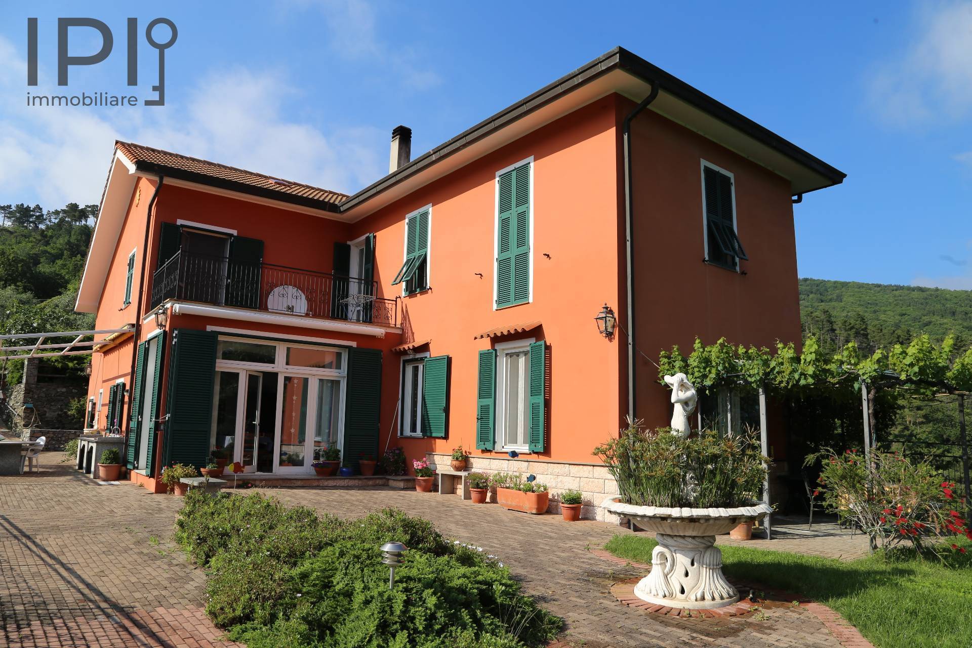 Villa / Villetta in vendita a Orco Feglino